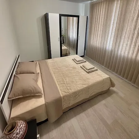 Cozy 2 Bedroom Kjusztendil