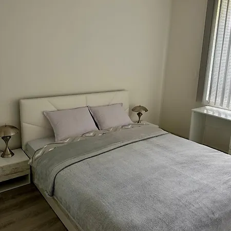 Cozy 2 Bedroom * Kjustendil