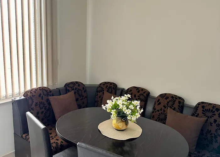 Cozy 2 Bedroom * Кюстендил