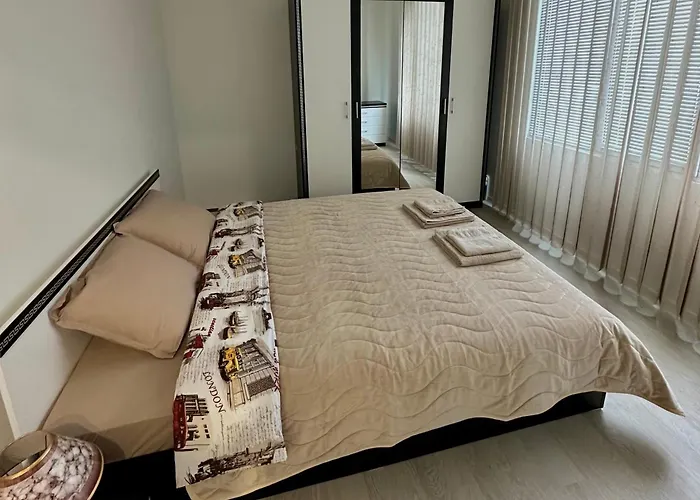 Cozy 2 Bedroom Апартаменты *